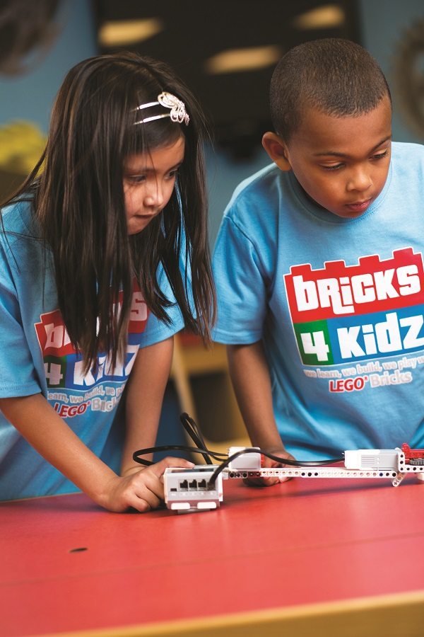 LEGO® Robotics Classes & Camps Bricks 4 Kidz Kids Franchise